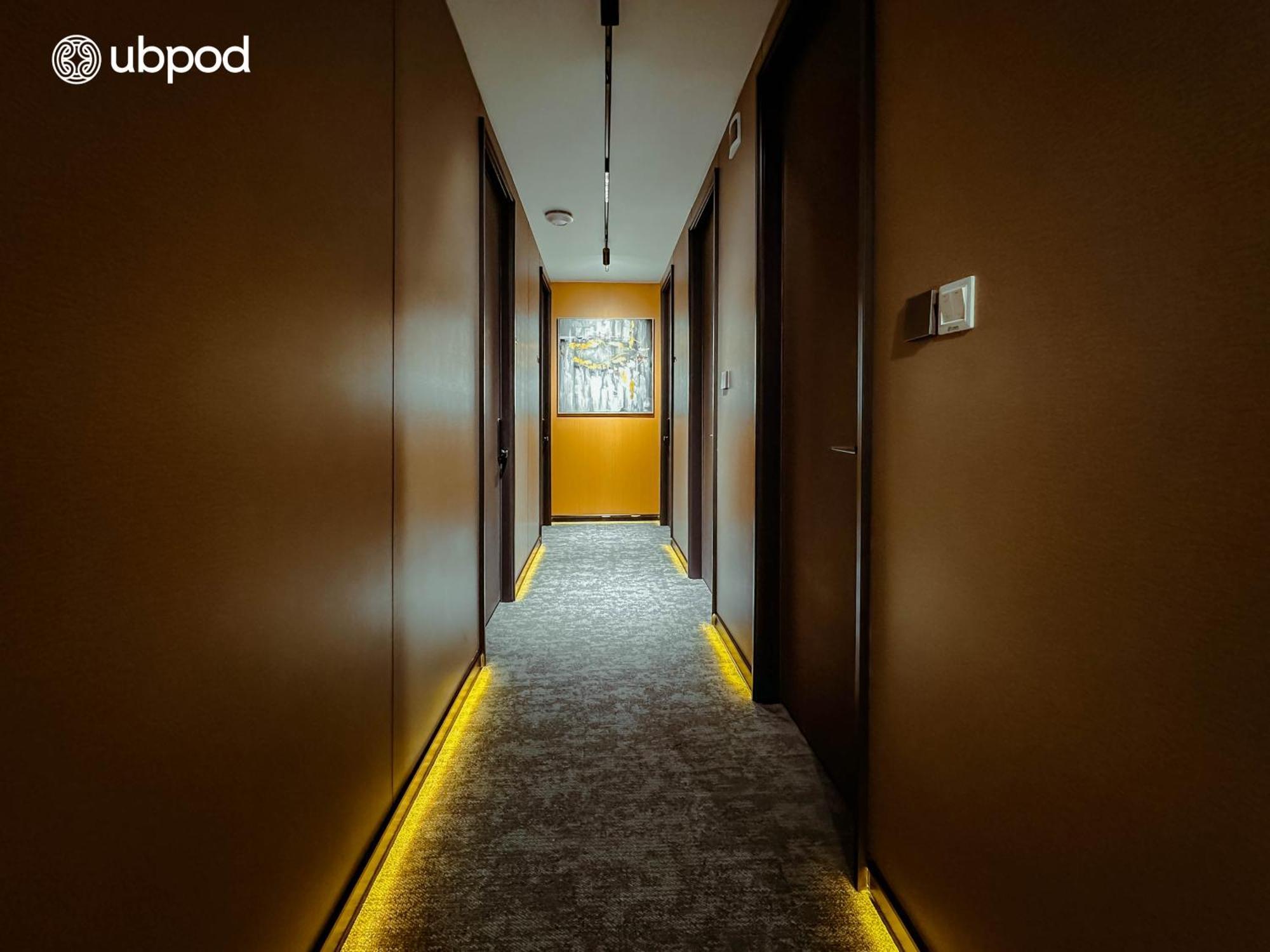 אולן בטור Ubpod- The First Capsule Hotel In Mongolia מראה חיצוני תמונה